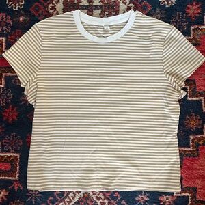 Uniqlo mini striped short sleeve t-shirt - size large
